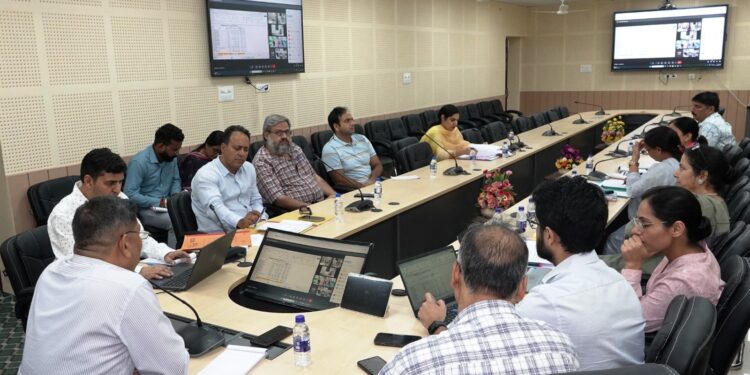 Director Animal Husbandry reviews functioning of department across Jammu division