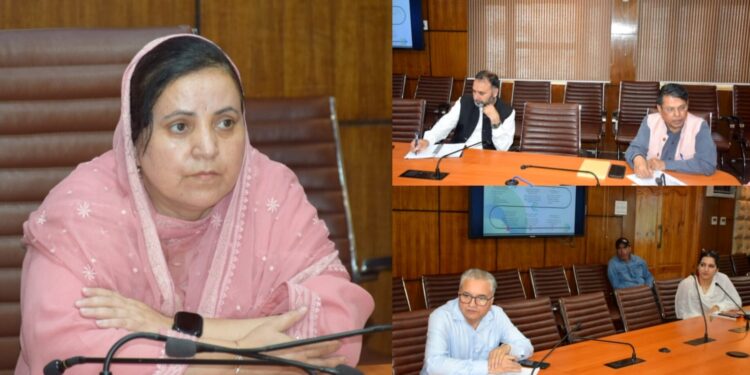 Sakeena Itoo reviews modalities for preparation of J&K Private University Policy-2025