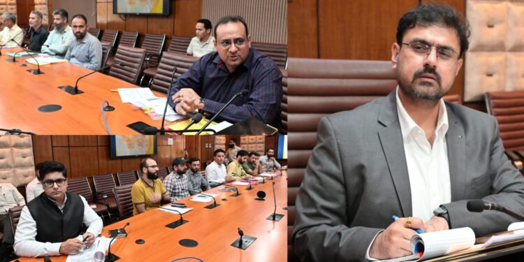Satish Sharma reviews winter preparedness of FCS&CA Deptt.