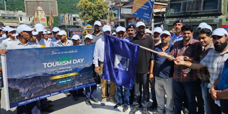 Heritage Walk organized at Katra to mark World Tourism Day