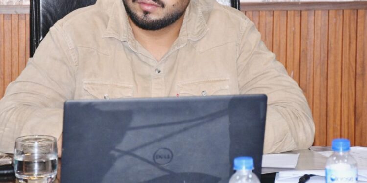 DC Rajouri reviews progress of RDD sector works; restoration of damaged roads