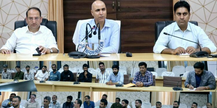 DC Kishtwar reviews functioning of Jal Shakti Department