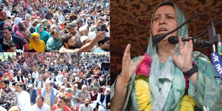 Sakeena Itoo holds mega Public Darbar at K.B Pora Kulgam