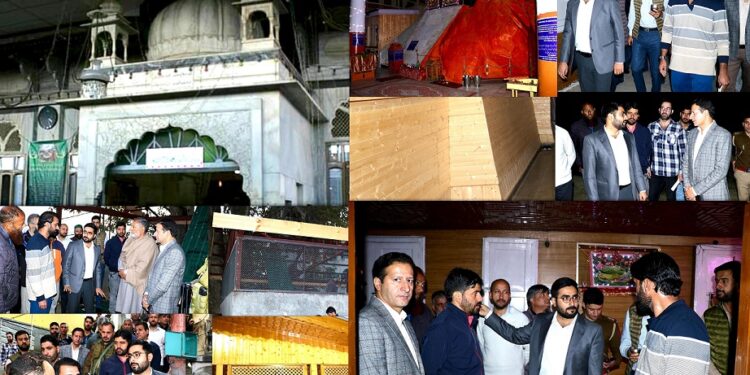 DC Srinagar visits Shrine of Makhdoom Sahib and Sharika Devi Temple
