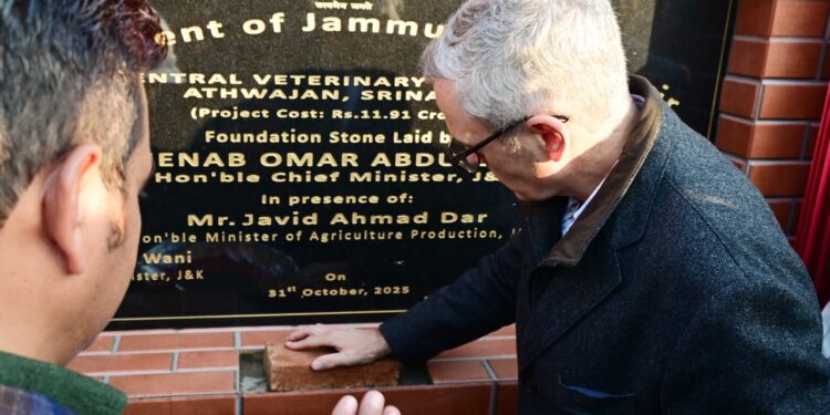 CM Omar Abdullah lays foundation stone of Central Veterinary Hospital at Athwajan