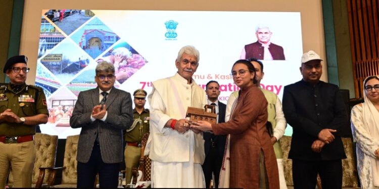 Lieutenant Governor Addresses UT Diwas Celebration and pays tributes to the unifier of India, Sardar Vallabhbhai Patel