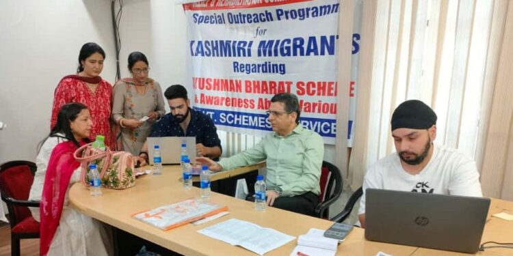 Week long outreach programme on Ayushman Bharat scheme for Migrants concludes at New Delhi