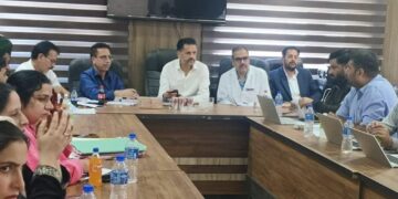 DHSJ visits DH Ramban to review healthcare services