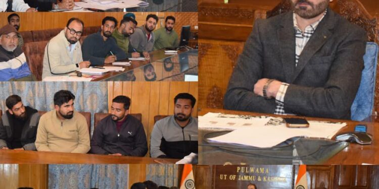 DC Pulwama reviews progress of RDSS