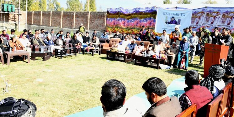 Javed Rana visits Bandipora, interacts with public delegations