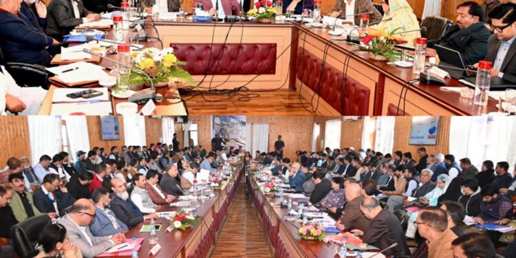 CM Omar Abdullah reviews progress of development works in Baramulla