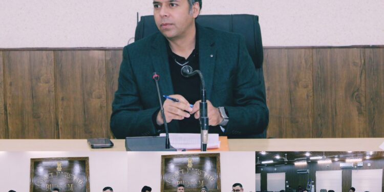 DC Budgam reviews progress of PMAY-Urban 1.0 & 2.0 in District