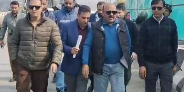 Deputy Chief Minister reviews progress of ongoing works on Sanat Nagar Flyover