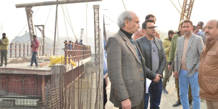 Dy CM inspects progress on Seerbagh–Sempora Bridge in Chadoora