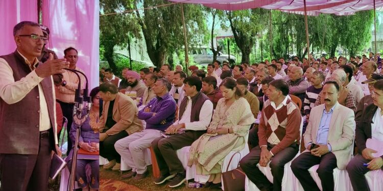 DC Kathua holds public grievance redressal meeting at Mahanpur