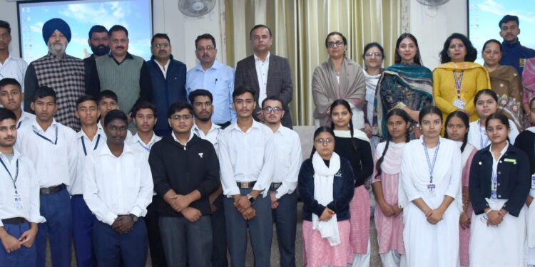 Director Agriculture Jammu inaugurates 5-Day internship programme for school students