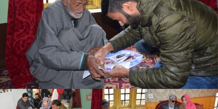 Home Voting begins in 27–AC Budgam for Elderly, PwD Electors