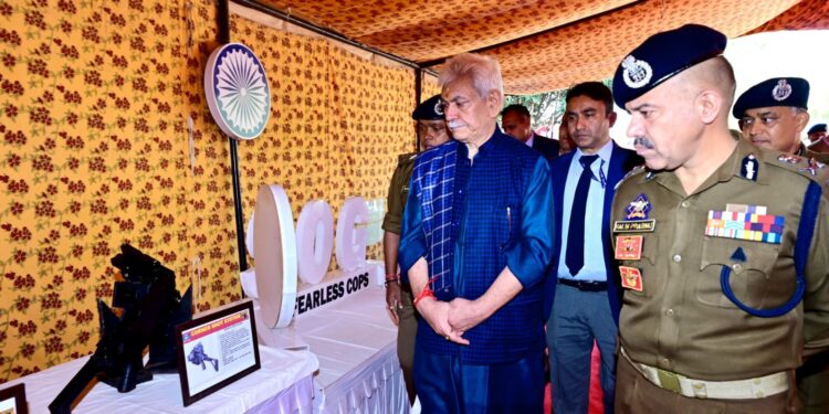 Lieutenant Governor visits JKP’s Commando Training Centre at Sunjwan, Jammu