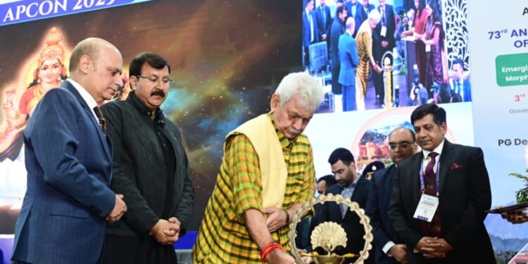 Lieutenant Governor delivers keynote address at Annual Conference on Pathology ‘APCON 2025’ at GMC Jammu