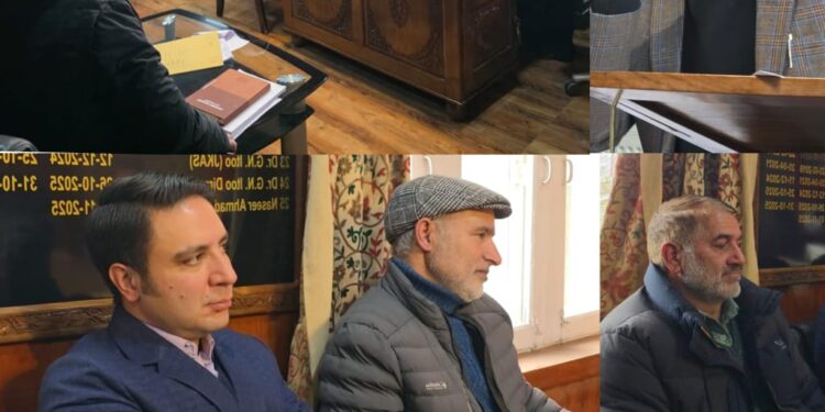 Dir SEK reviews Srinagar’s Educational Status