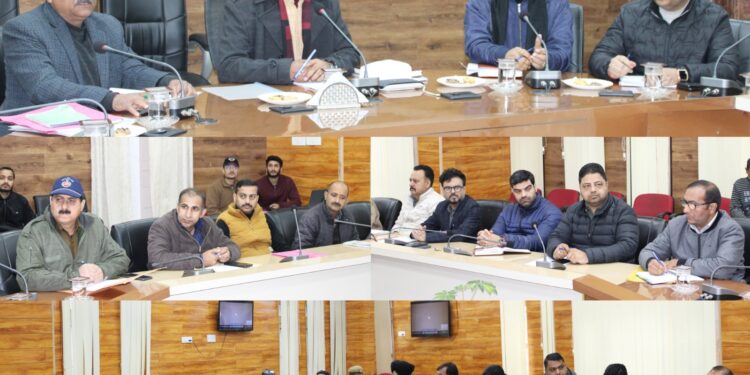 DRSC meeting reviews winter preparedness, road safety measures in Doda