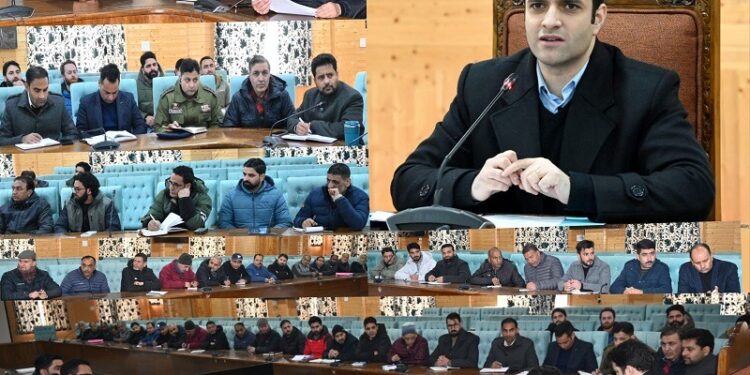 DC Kulgam reviews arrangements for Republic Day 2026