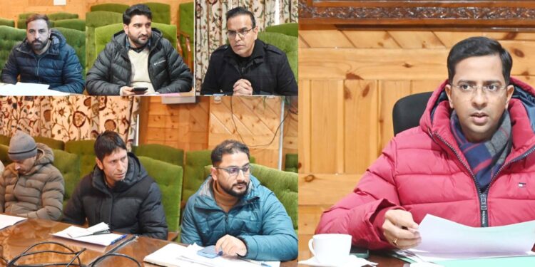 DC Shopian Stresses Seamless Revenue Service Delivery