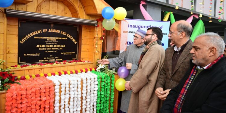 CM Omar Abdullah inaugurates projects worth ₹75 Cr in Budgam