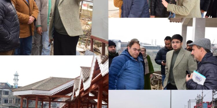 CEO SSCL conducts site review of Heritage Wooden Footbridge at Amira Kadal