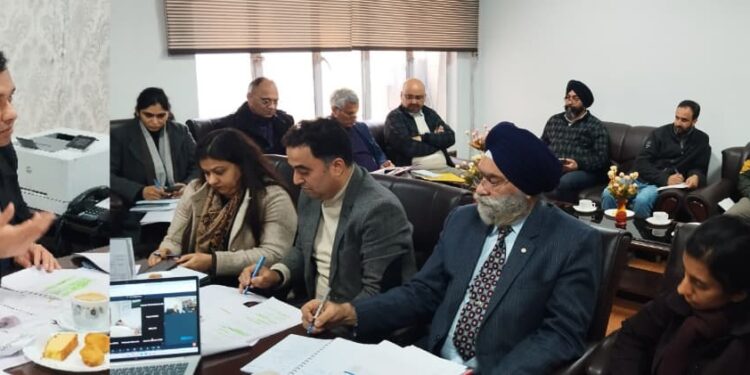Piyush Singla reviews progress on Meghraj cloud service