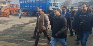 Ensure swift snow clearance, restoration of essential services across Kashmir: Deputy Chief Minister