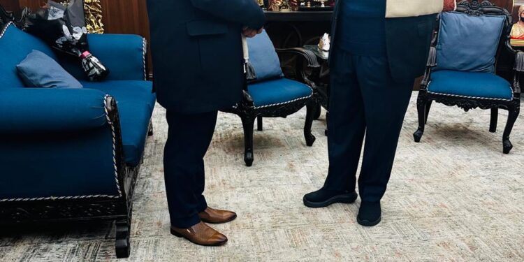 Satish Sharma attends National Transport Ministers’ Meeting, meets Nitin Gadkari