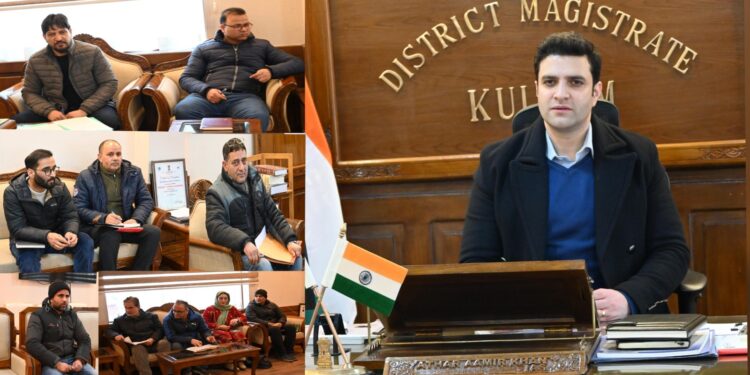 DC Kulgam reviews progress under Pradhan Mantri Fasal Bima Yojana