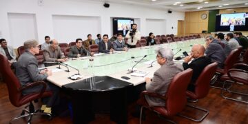 CM Omar Abdullah unveils 2026 Tourism, JKCCC Calendars; launches Tourism Kashmir Website, Skiing courses