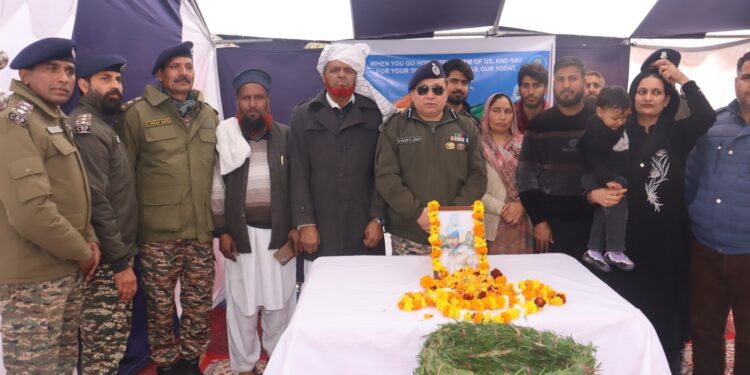 84 Bn CRPF observes 18th Martyrdom Anniversary of Shaheed Constable Mushtaq Ahmed at Maitra