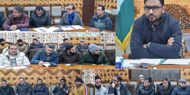 DC Kupwara chairs Review Meeting on Change of Land Use