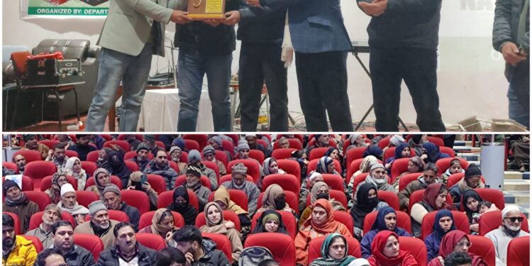 SWD Baramulla holds Inter-Generational Bonding Programme