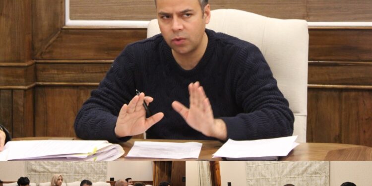 DC Budgam reviews Operational and Safety-Related Infrastructure issues at NIFT Campus