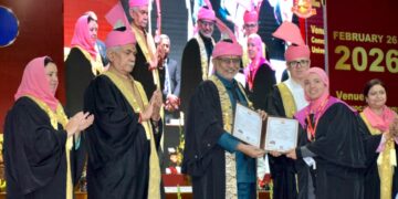 Lieutenant Governor addressed the 21st Convocation of University of Kashmir