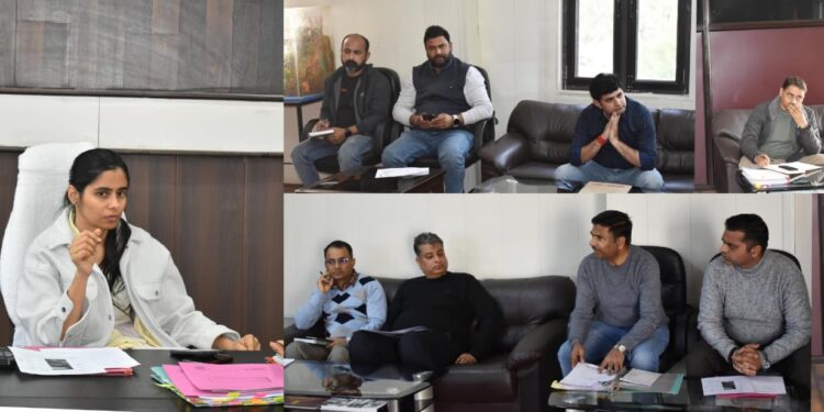DC Reasi reviews status of Karwa–Hansali Water Pipeline Project