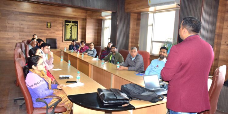 DIPR organizes workshop on GeM portal at Jammu