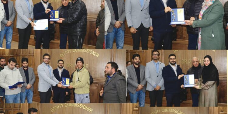 Srinagar District Administration felicitates Specially-Abled Students of Abhinandan Home Solina