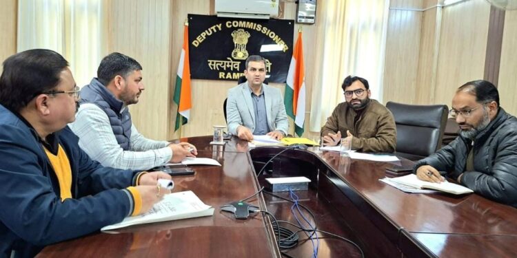 DC Ramban reviews progress of PMSYM registrations in the district