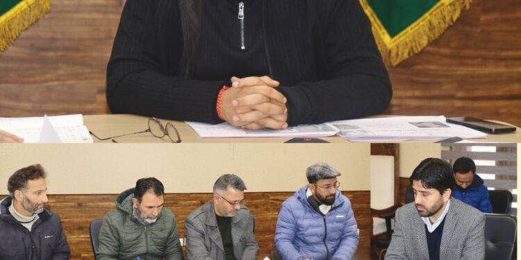 DC Srinagar reviews progress in saturation under key social security and welfare schemes