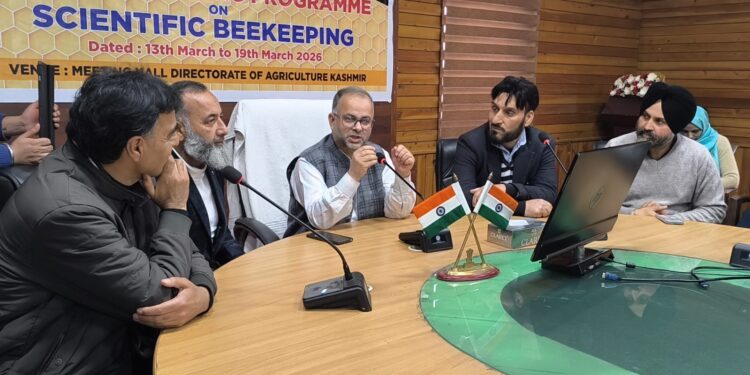 Directorate of Agriculture Kashmir organizes Valley-Wide Training Program on Scientific Beekeeping