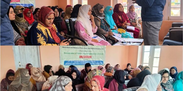 DIC Shopian holds awareness programme on Udyam Registration under RAMP at Zainapora Shopian