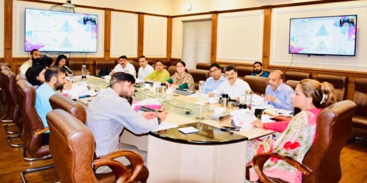 Yasha Mudgal reviews functioning of Registrar Cooperative Societies