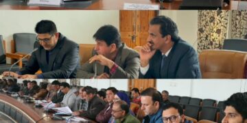 MP Mian Altaf Ahmad chairs DISHA Meeting at Anantnag; Reviews progress of CSSs