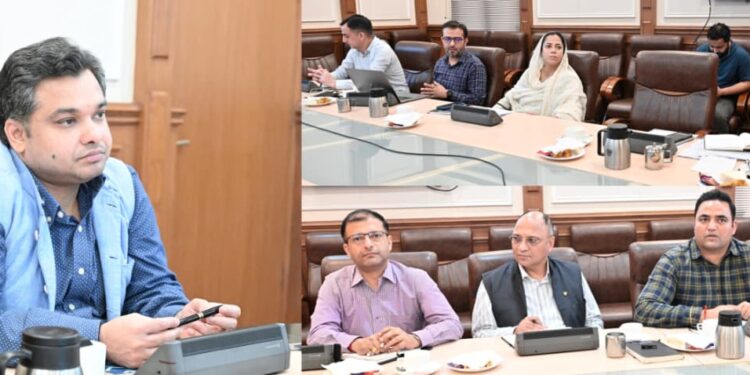 Secretary IT reviews progress of key IT initiatives at Civil Secretariat
