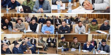 Departure of Hajj Pilgrims: Div Com Kashmir reviews preparations